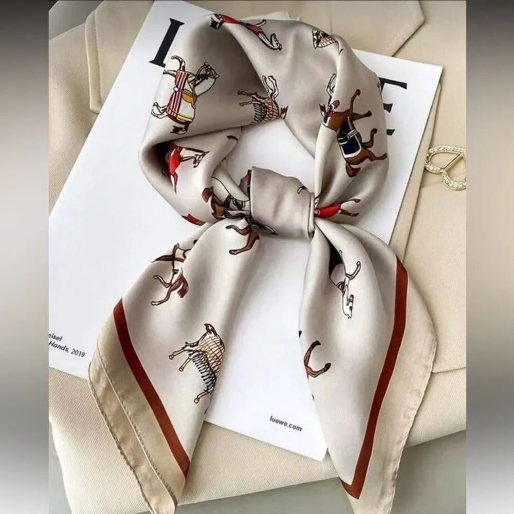 Elegant Horse Print Scarf M642